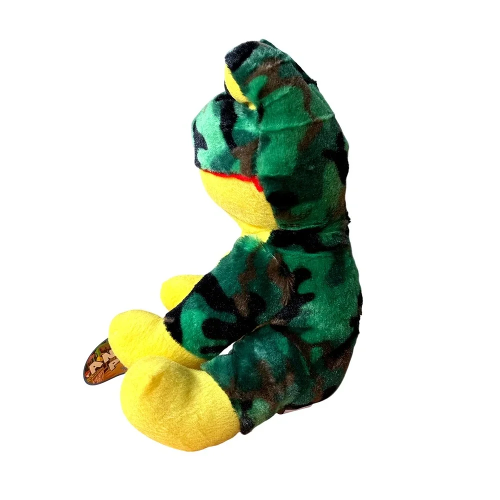 Kellytoy 10 Inch Frog with Big Eyes Green Camouflage Yellow Plush Stuffed Animal